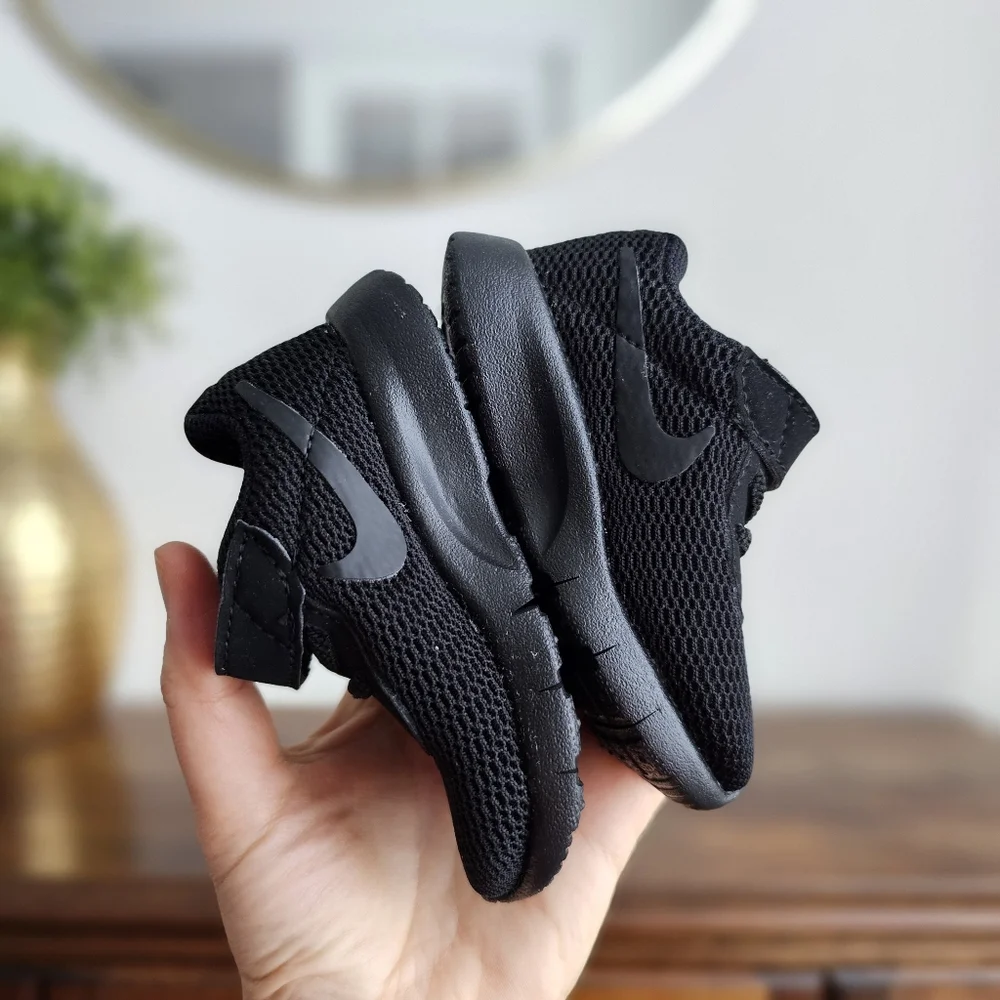 Nike Tanjun TDV Baby Toddler Sneakers – Black | Size 4C | Hook & Loop - Picture 4 of 11